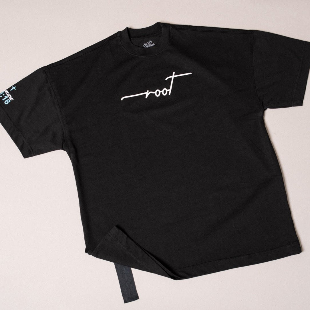 T-Shirt Oversize Negra Ref. JESUS IS KING